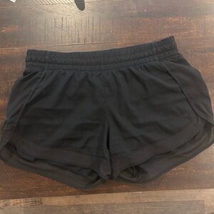 Athleta Women’s Black Mesh Racer Run Short 4"